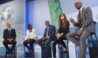 obama-kenyatta-panel-ges-2015-jehiel-oliver-hello-tractor-josipa-majic487-teddy-the-guardian